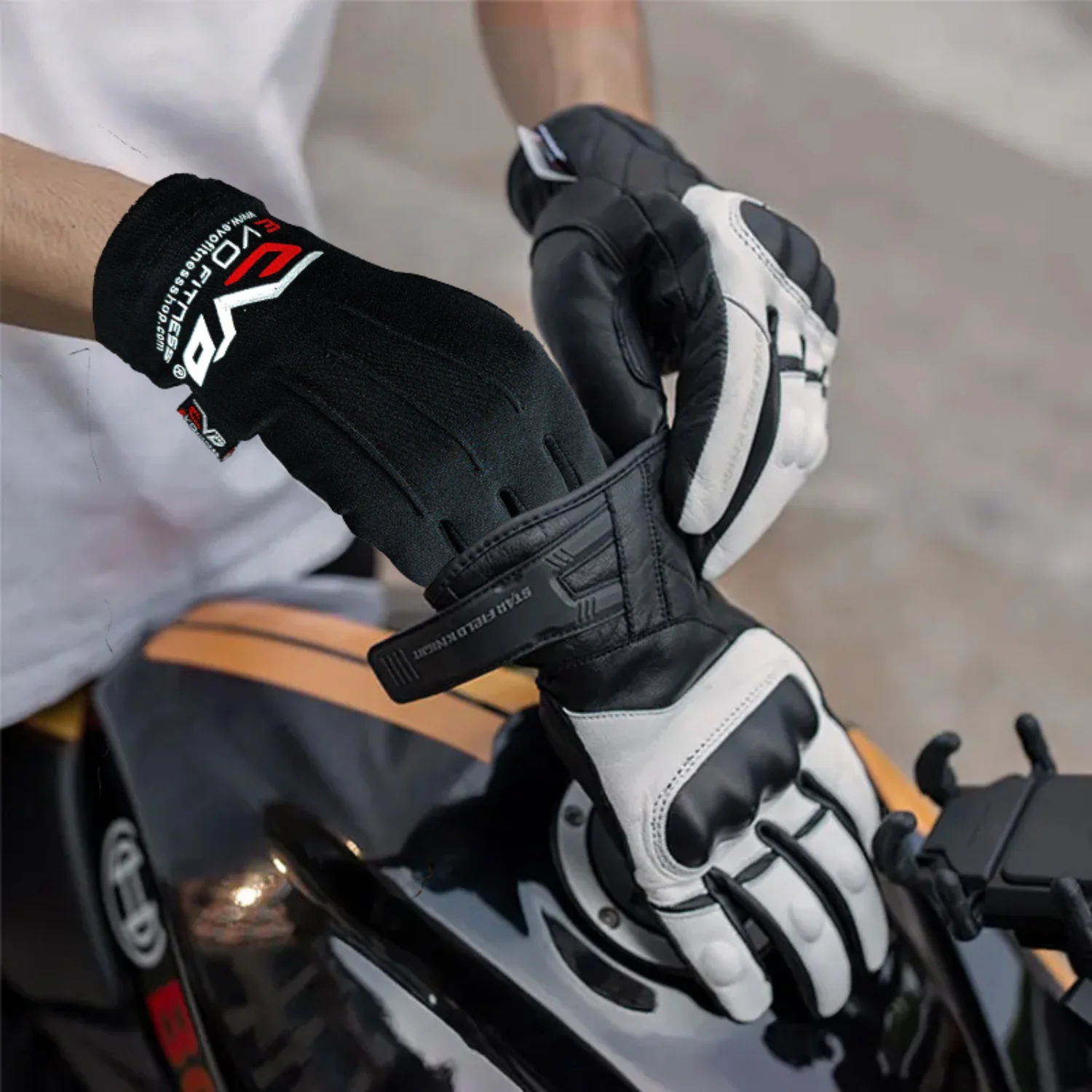 EVO Winter Black Thermal Inner Gloves - Image 6
